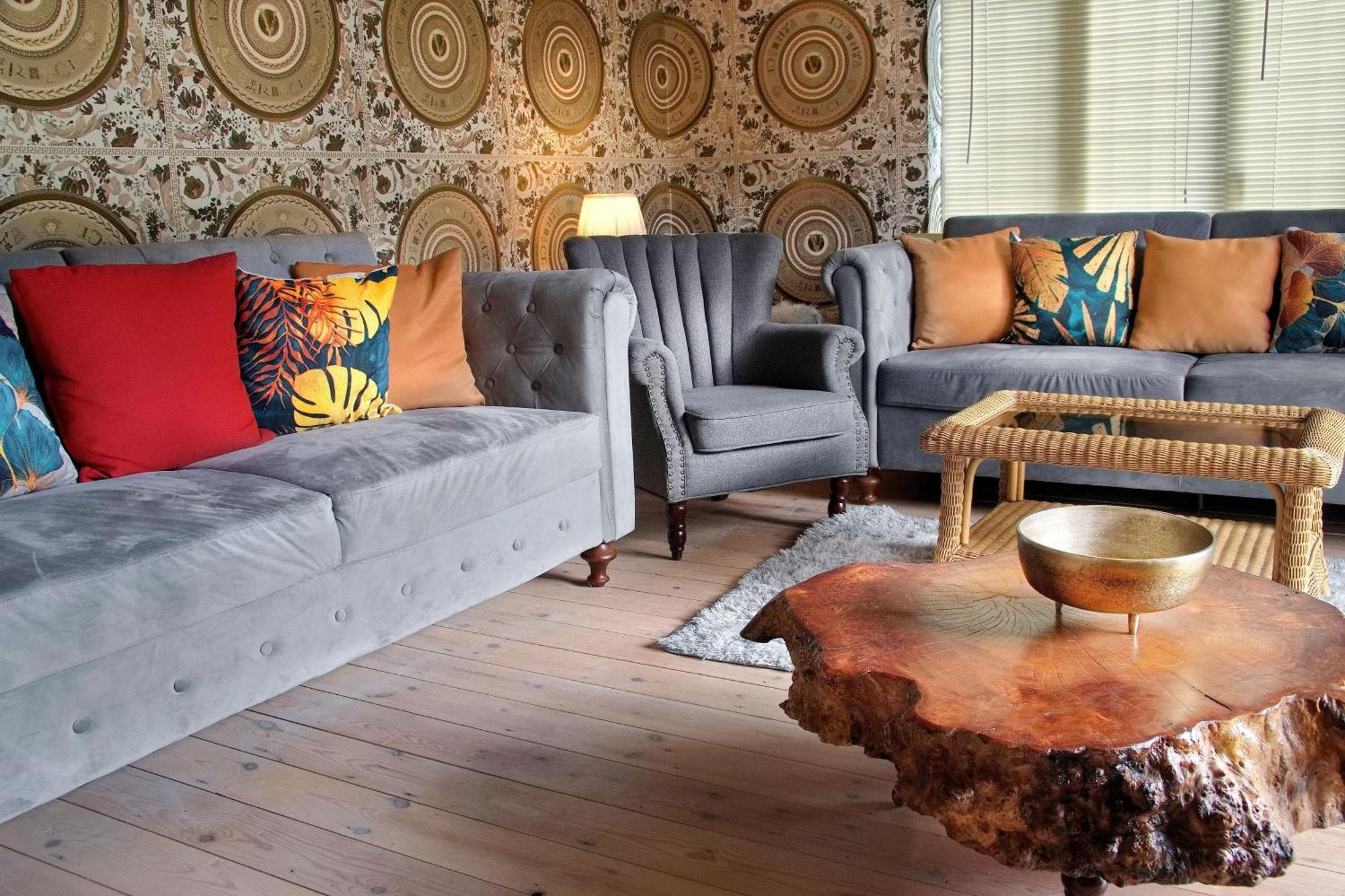 Deluxe 4 Or 5 Bed House With Hot Tub, Cinema Room Sleeps 15 Saffron Walden Exterior photo